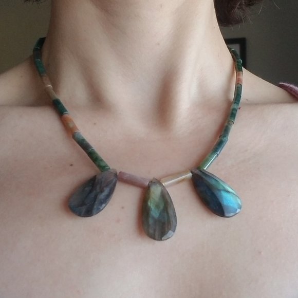 Labradorite Necklace With Indian Agate Tube Beads - Picture 2 of 6